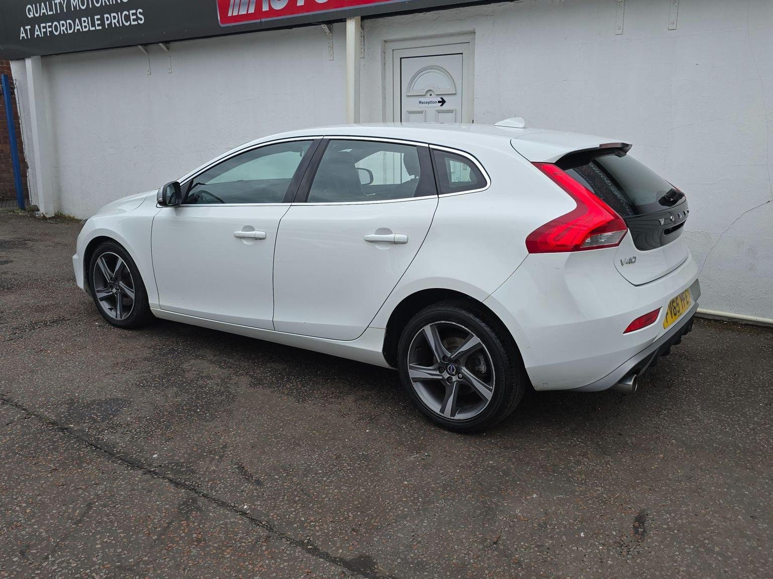 Volvo V40