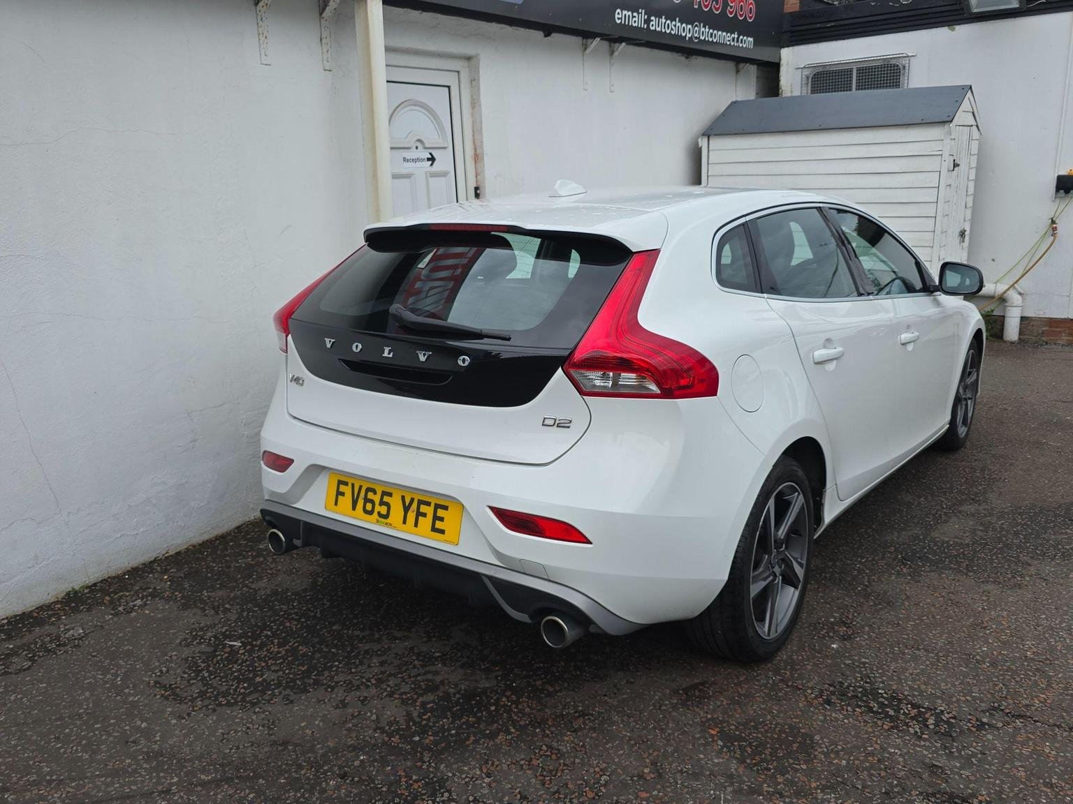 Volvo V40