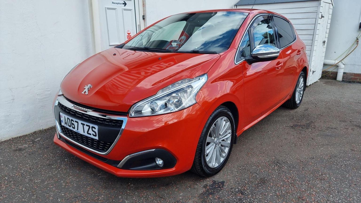 Peugeot 208