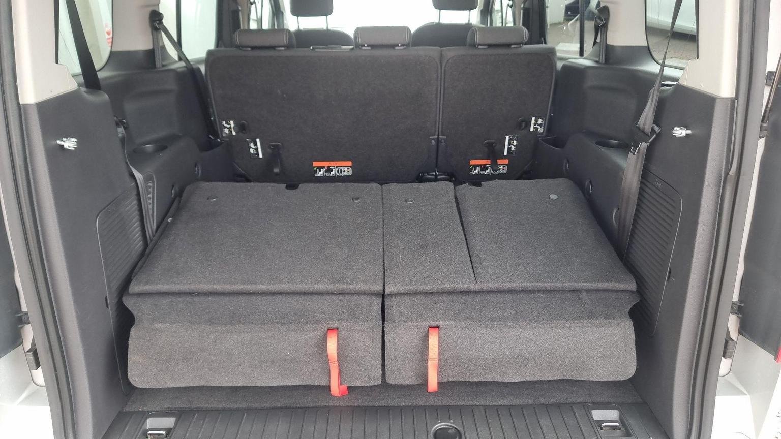 Ford Tourneo