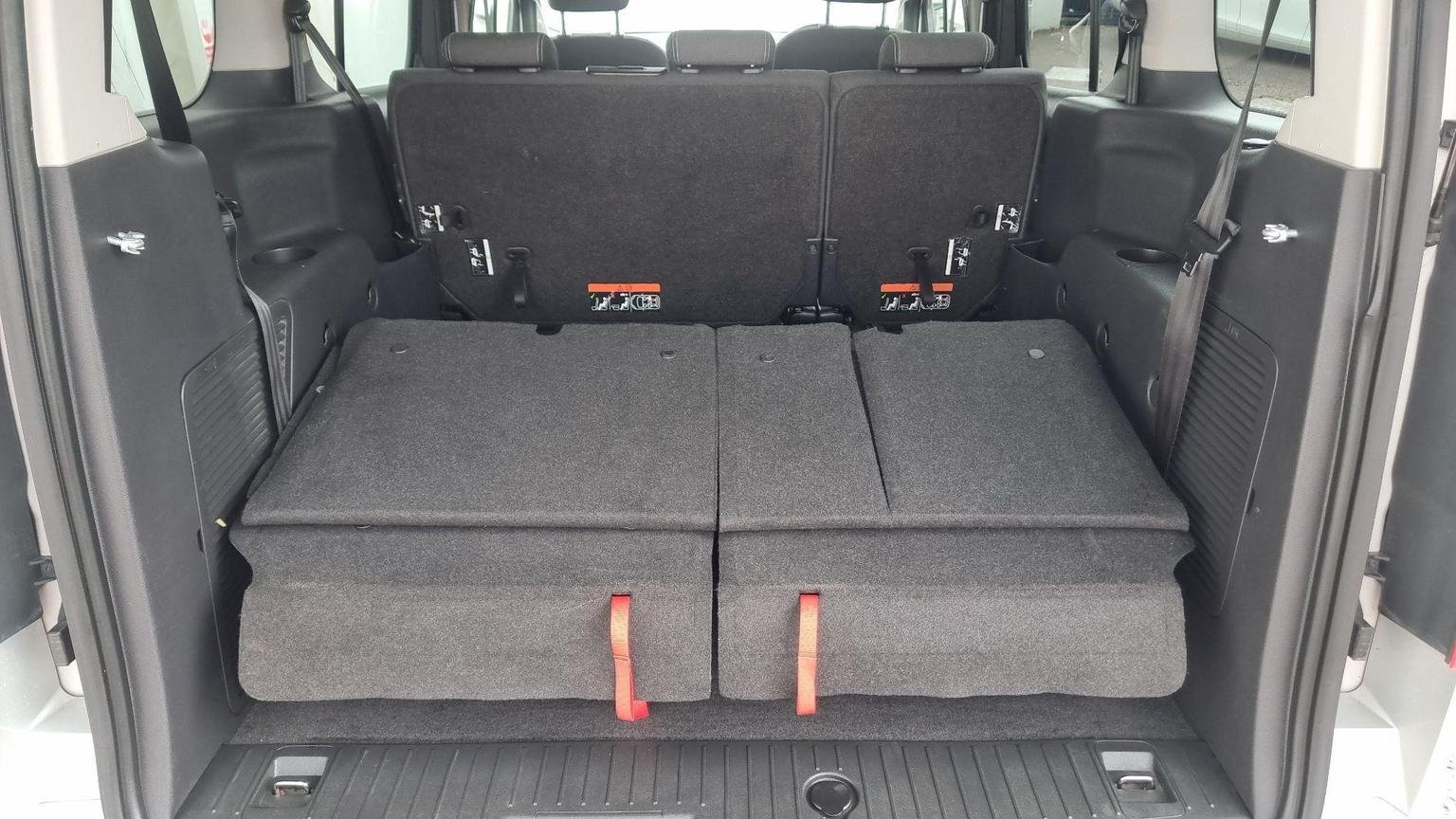 Ford Tourneo