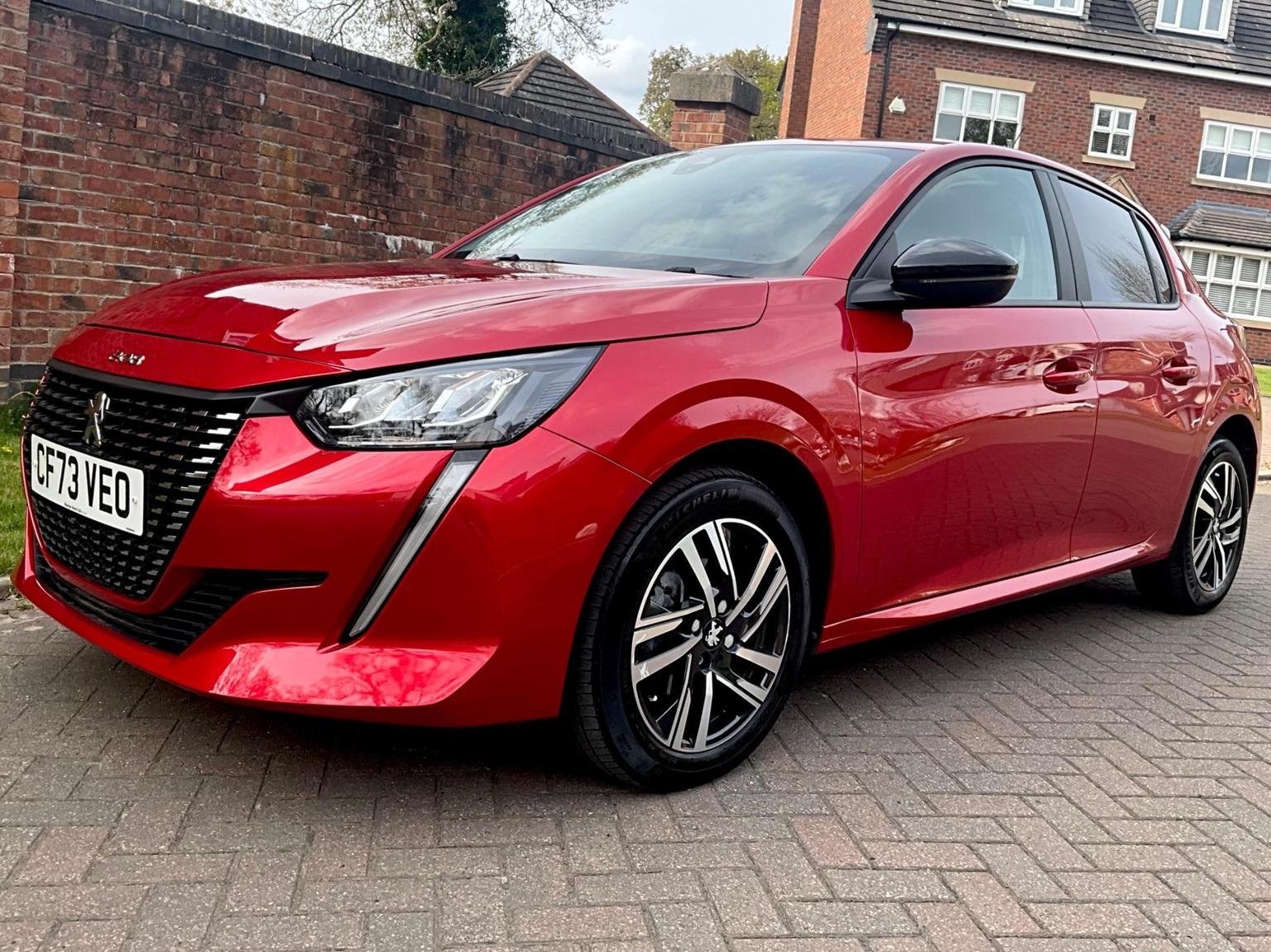 Peugeot 208