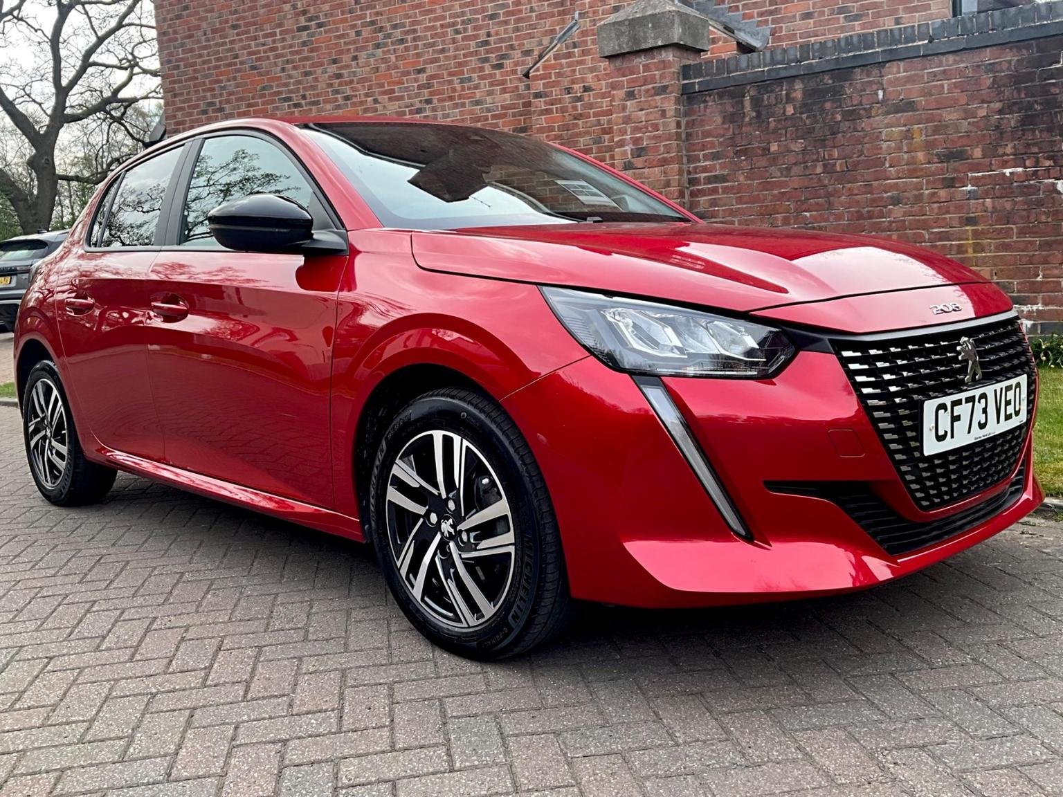 Peugeot 208