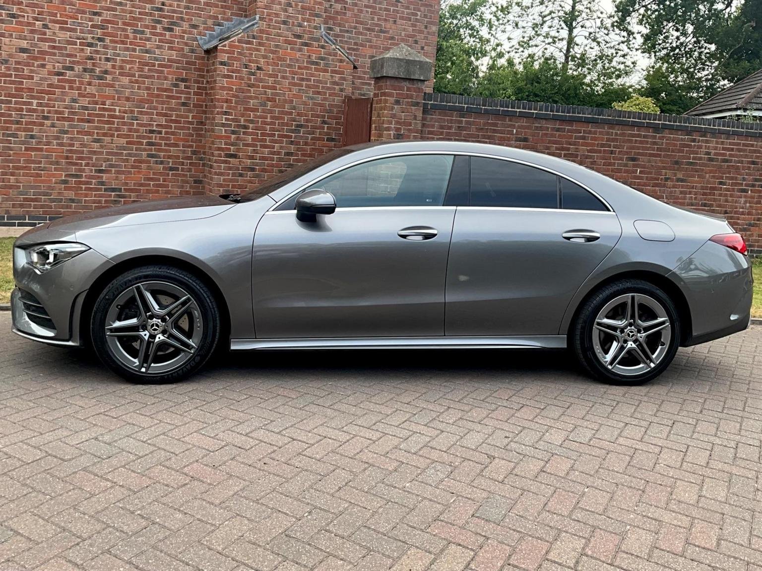 Mercedes Benz CLA