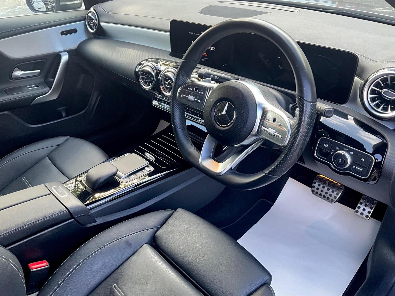 Mercedes Benz CLA