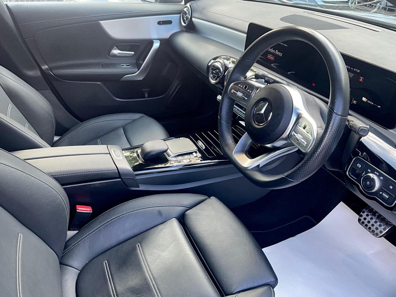 Mercedes Benz CLA