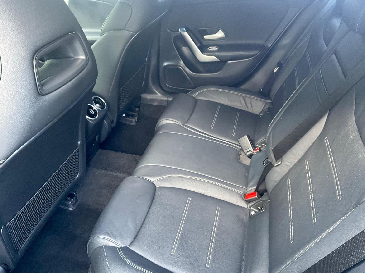 Mercedes Benz CLA