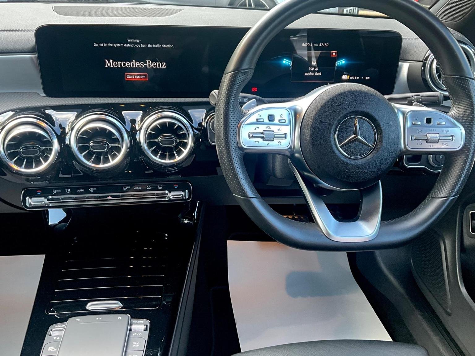 Mercedes Benz CLA