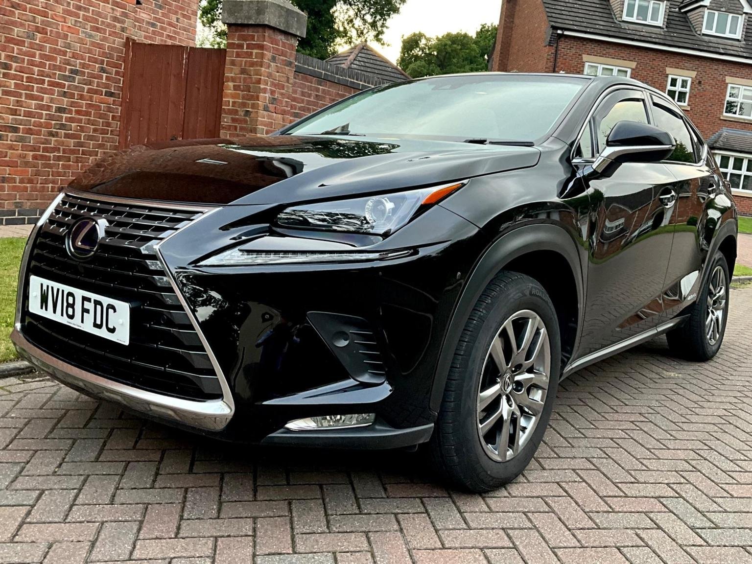 Lexus NX 300h