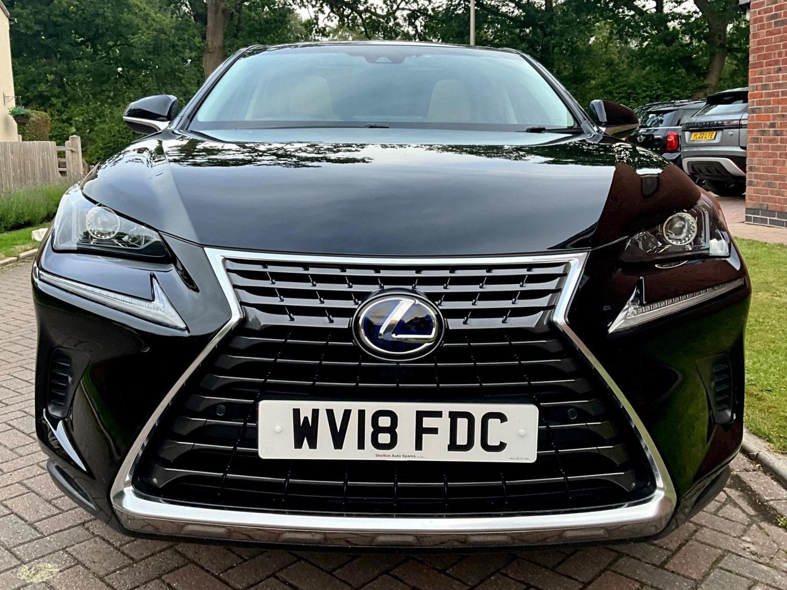 Lexus NX 300h