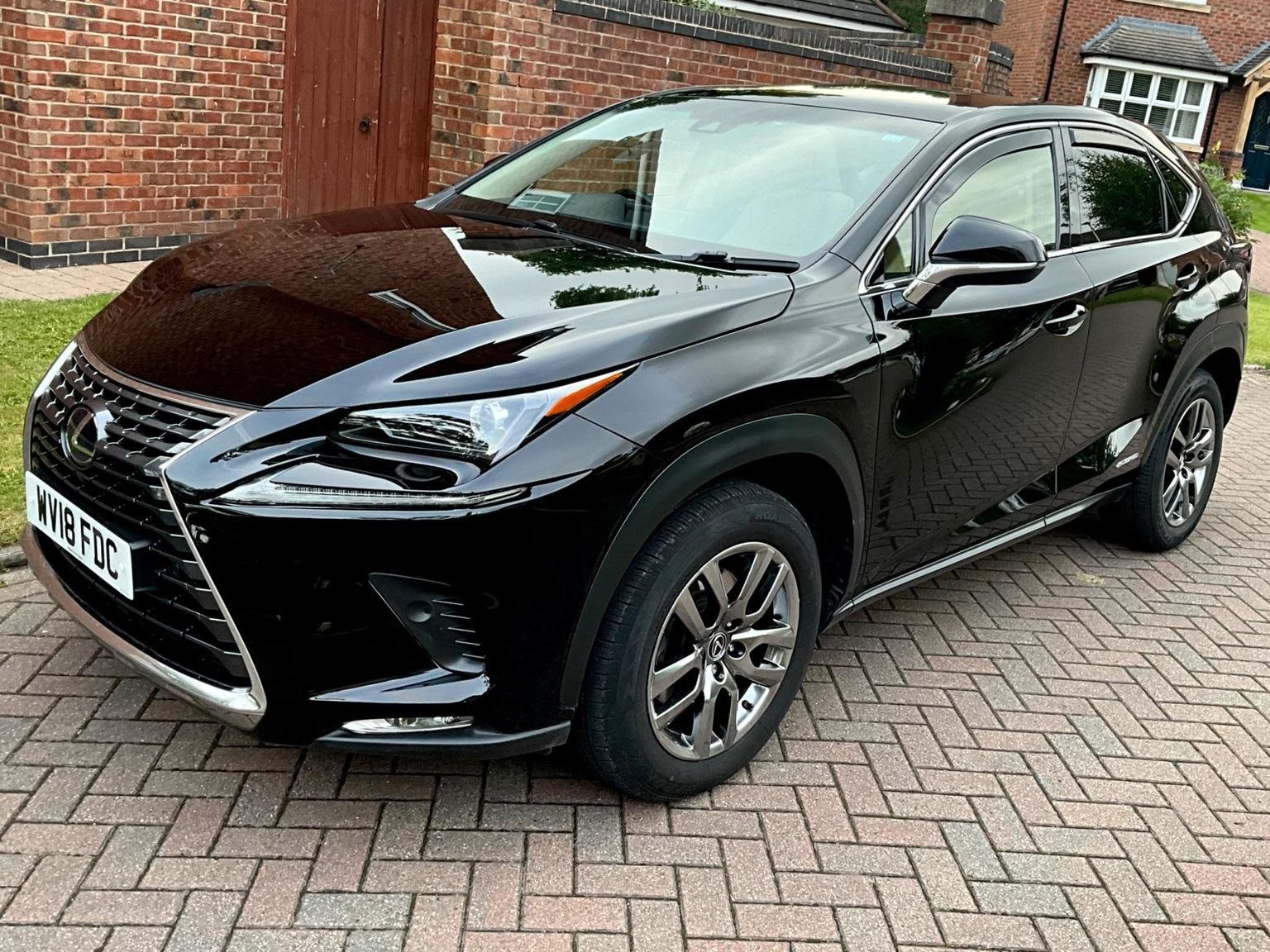 Lexus NX 300h