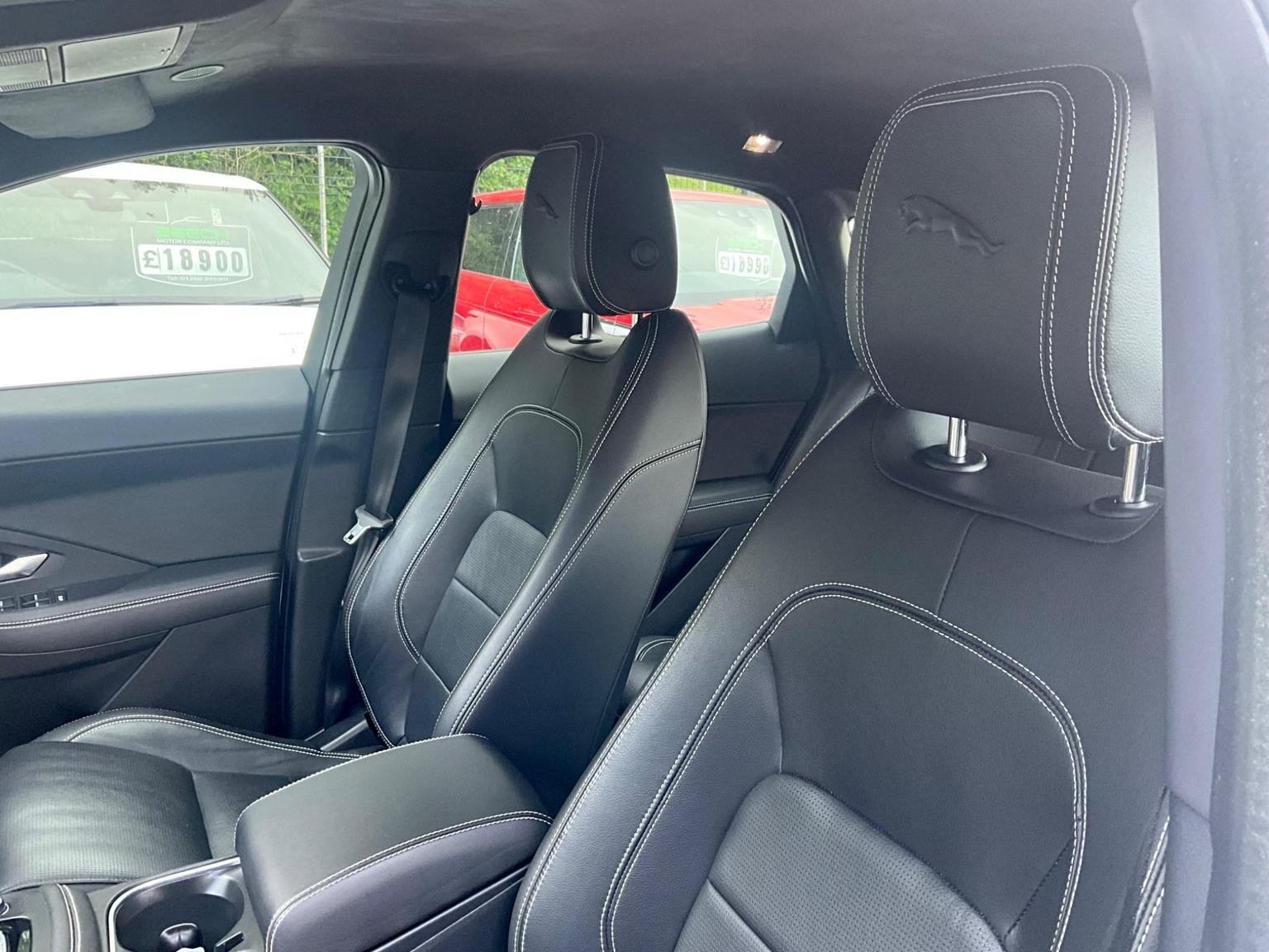 Jaguar E Pace