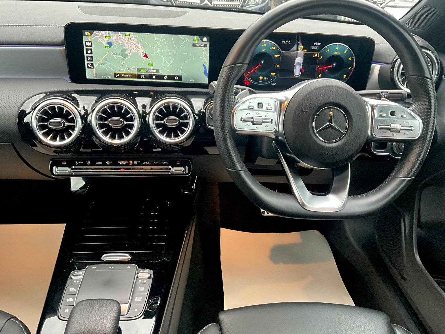 Mercedes Benz CLA