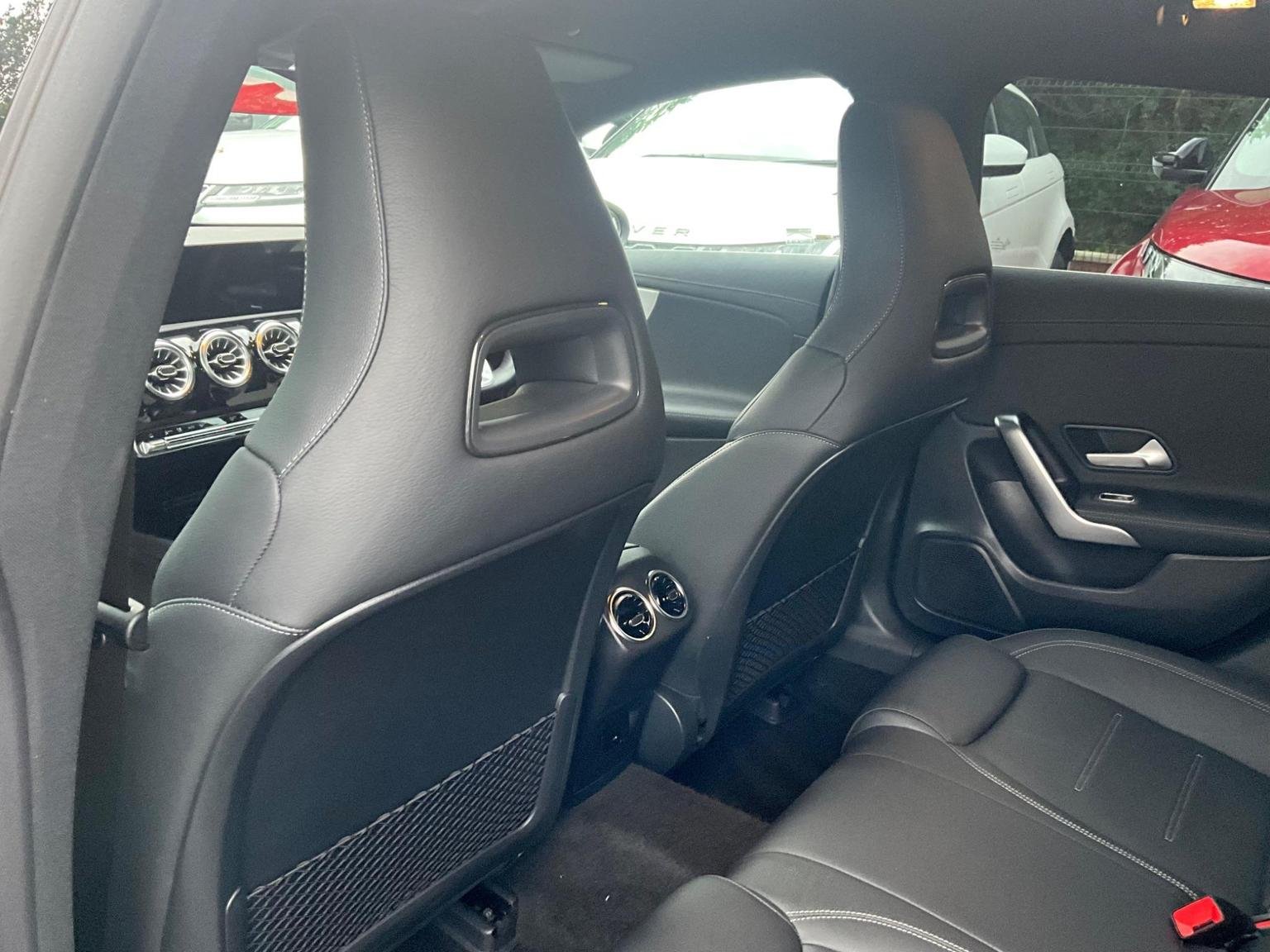 Mercedes Benz CLA