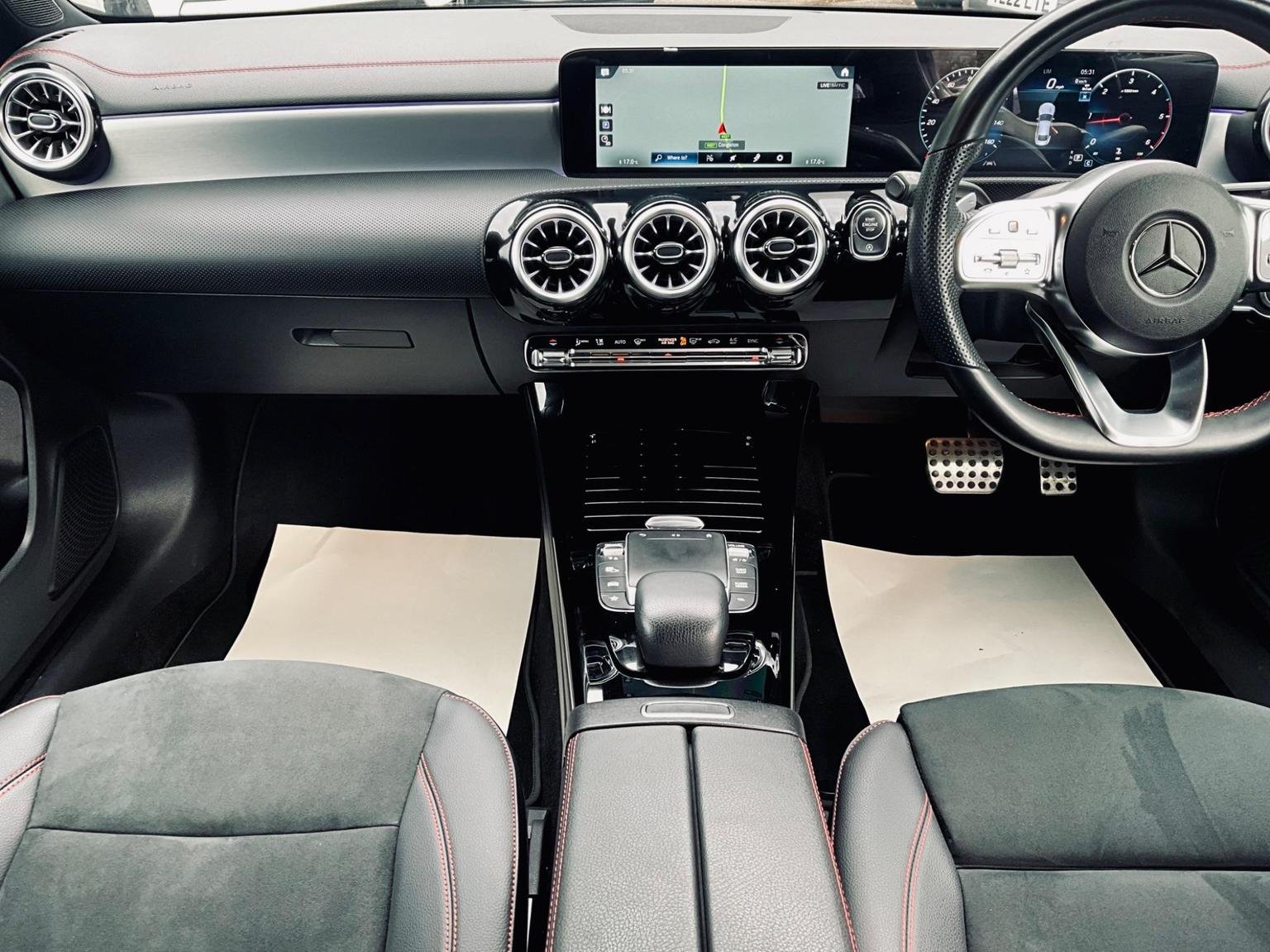 Mercedes Benz CLA