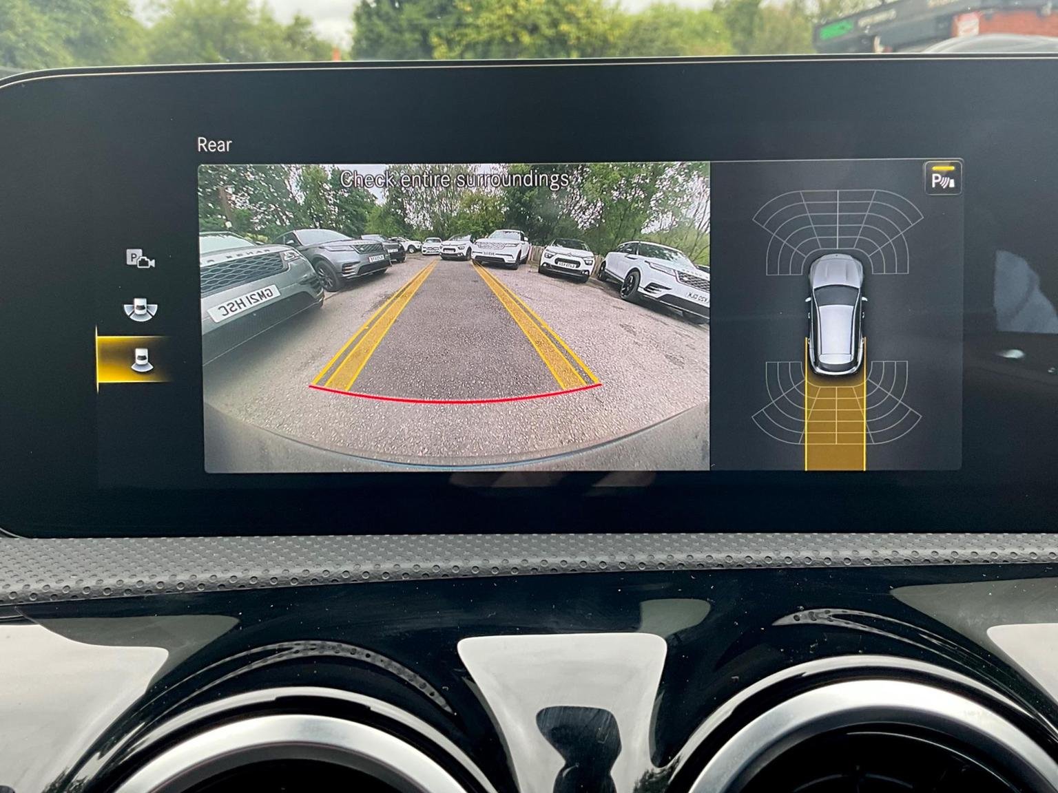 Mercedes Benz CLA