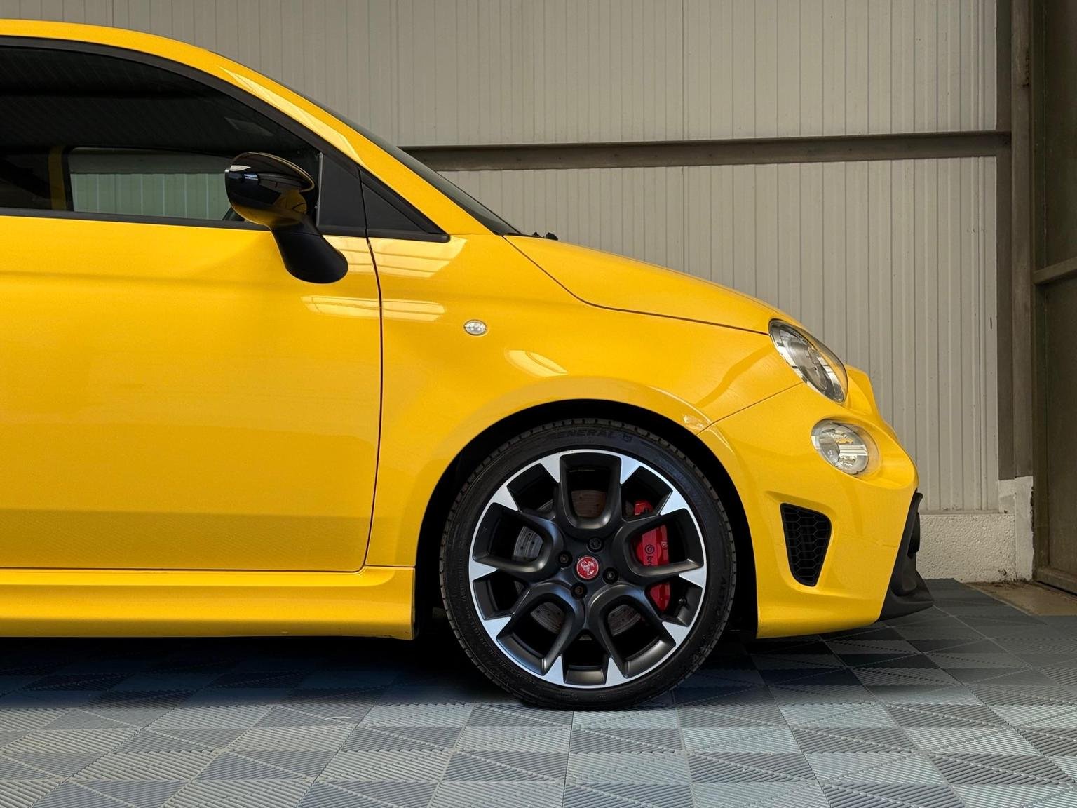 Abarth 595