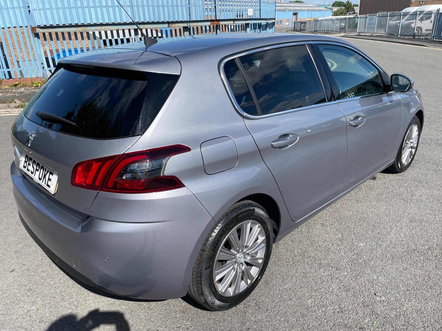 Peugeot 308