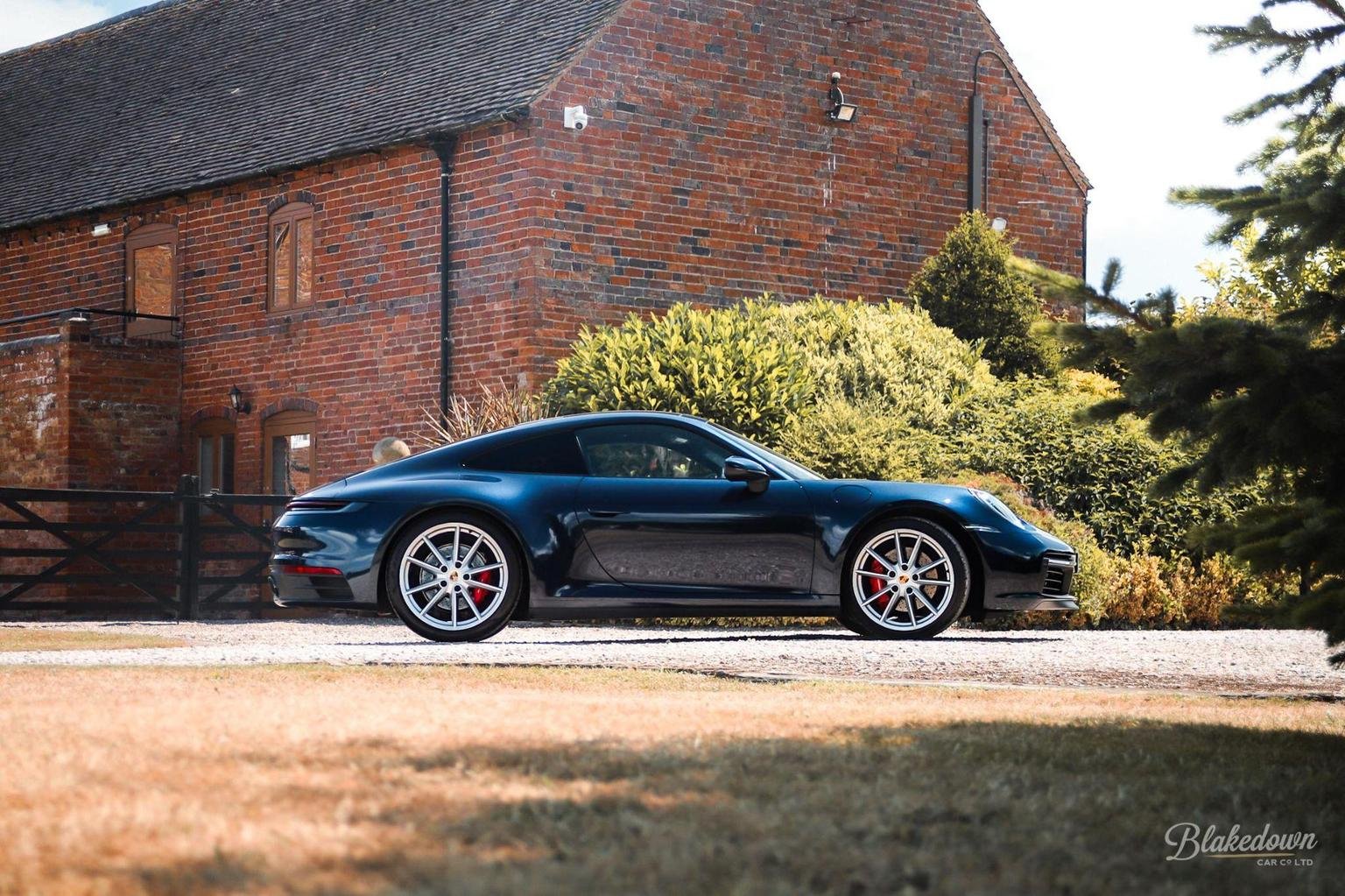 Porsche 911