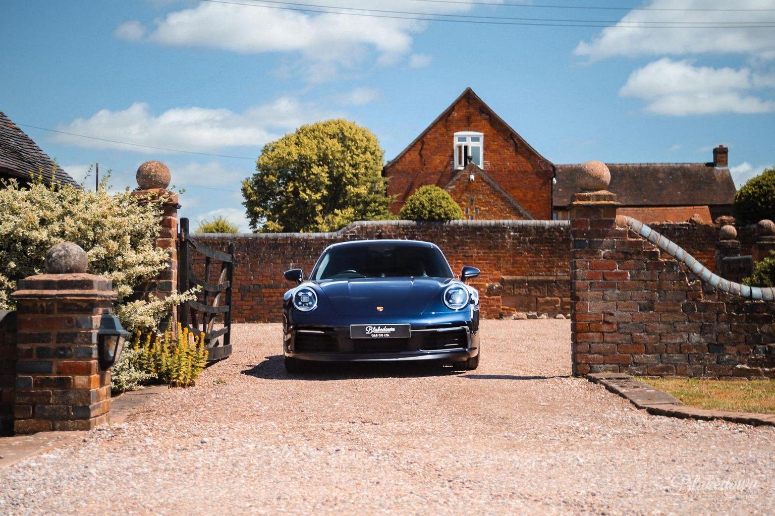 Porsche 911