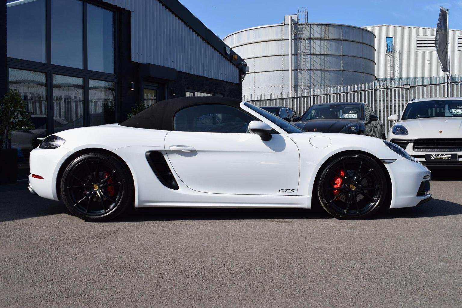 Porsche 718