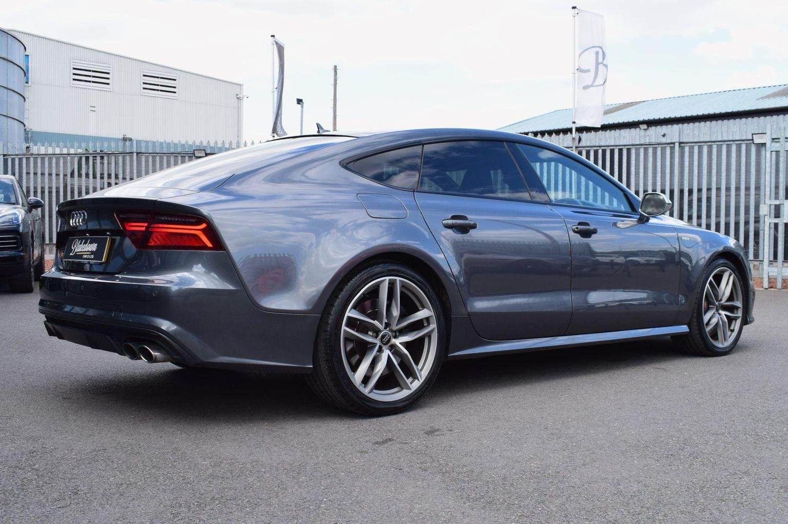 Audi S7