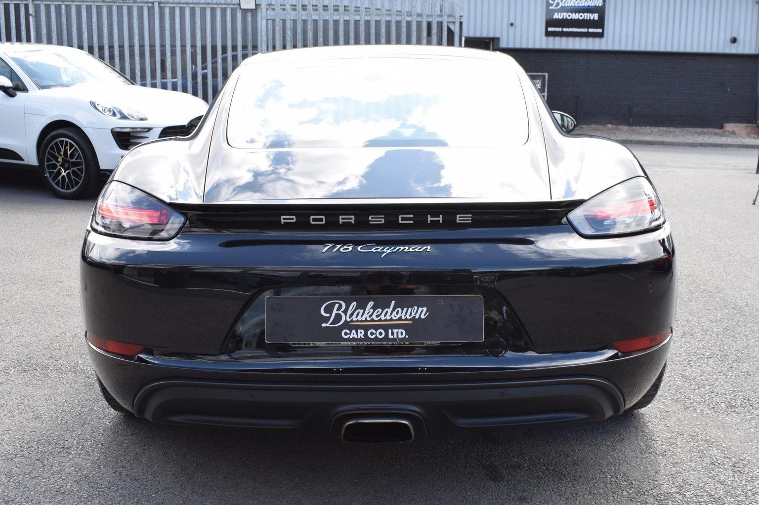 Porsche 718