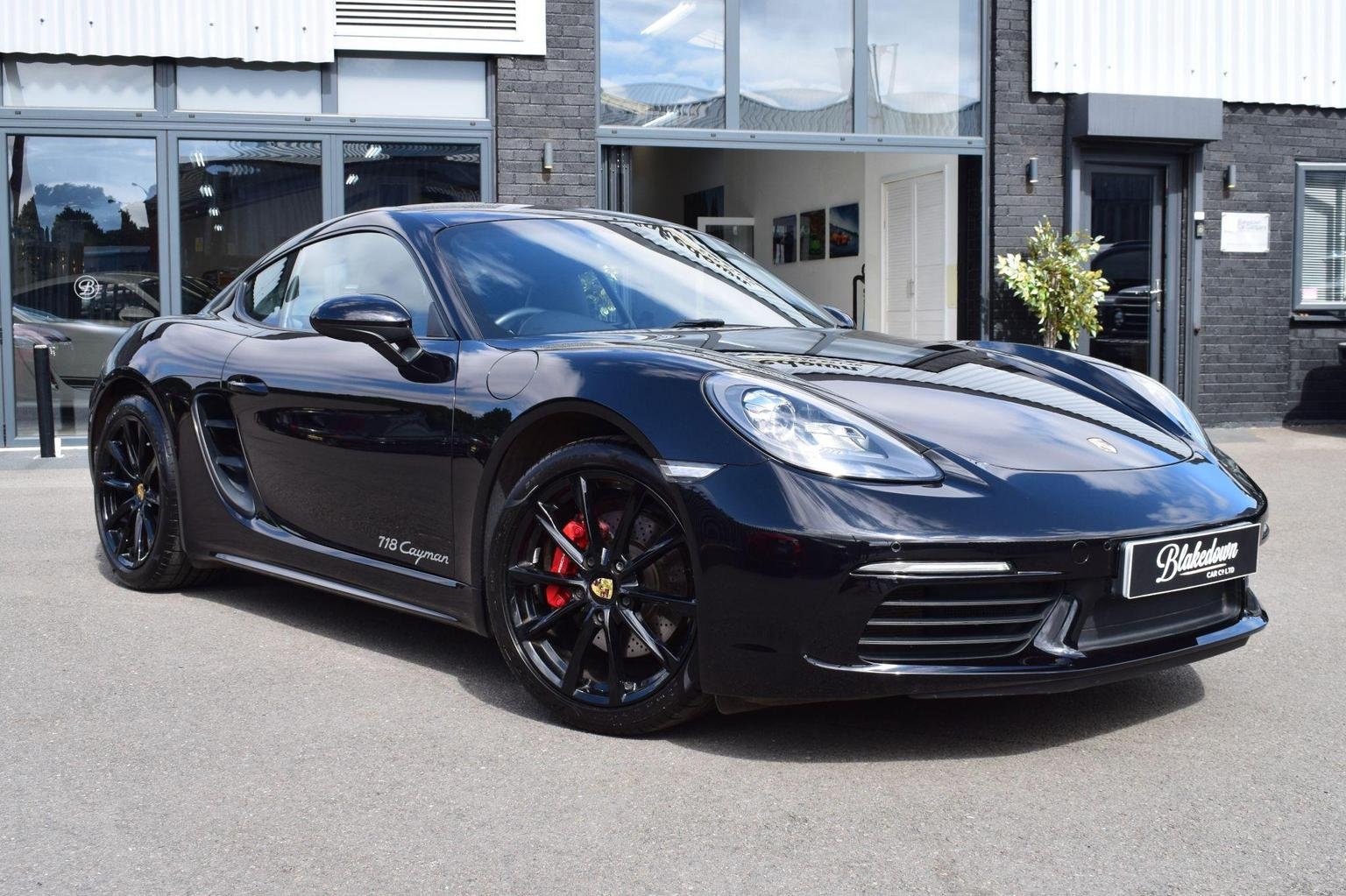 Porsche 718