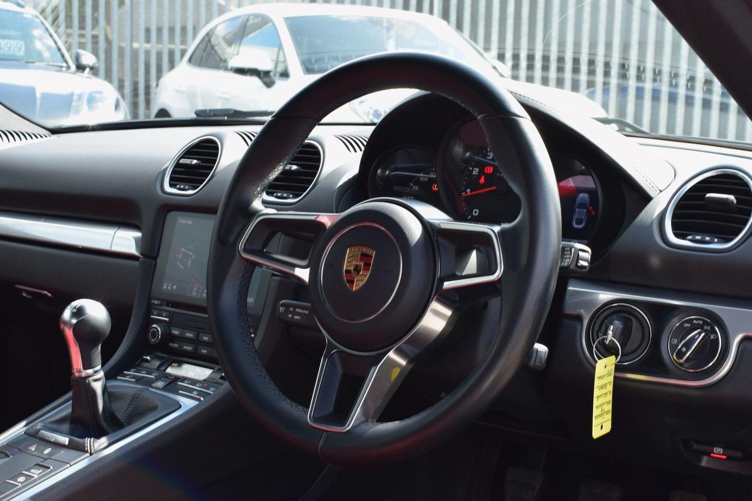 Porsche 718