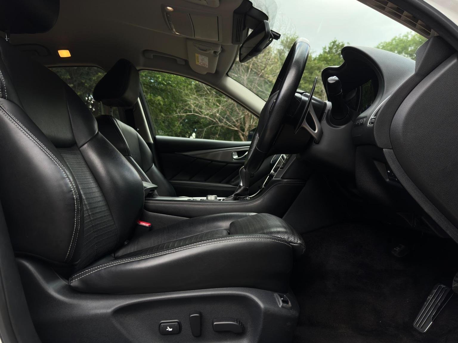Infiniti Q50