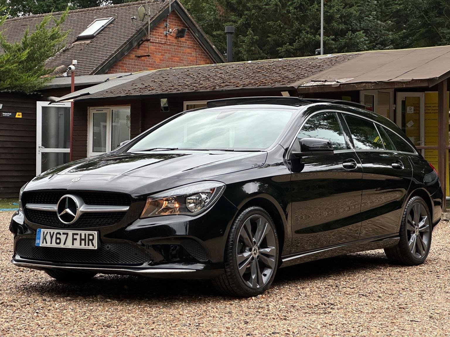 Mercedes Benz CLA