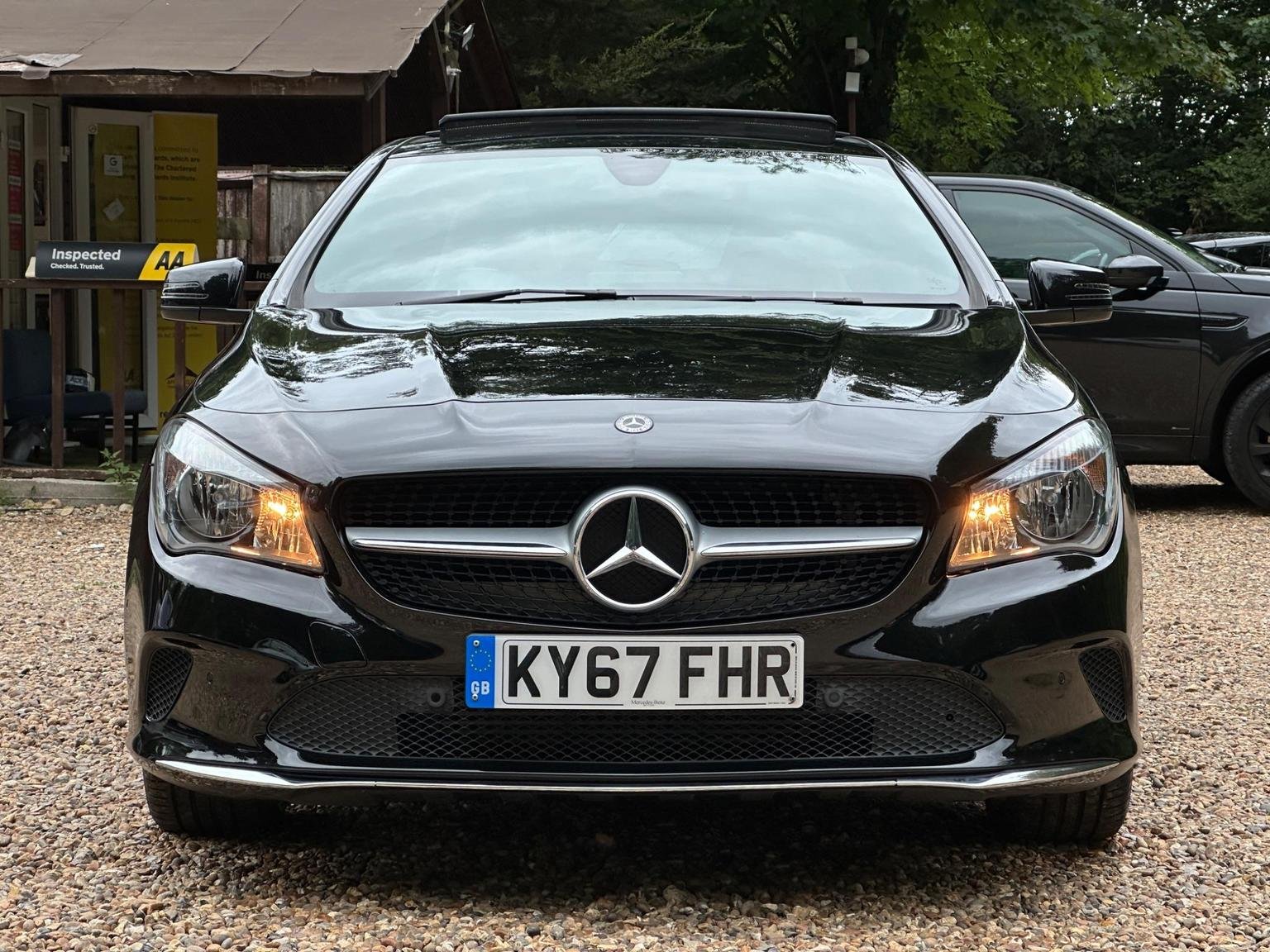 Mercedes Benz CLA