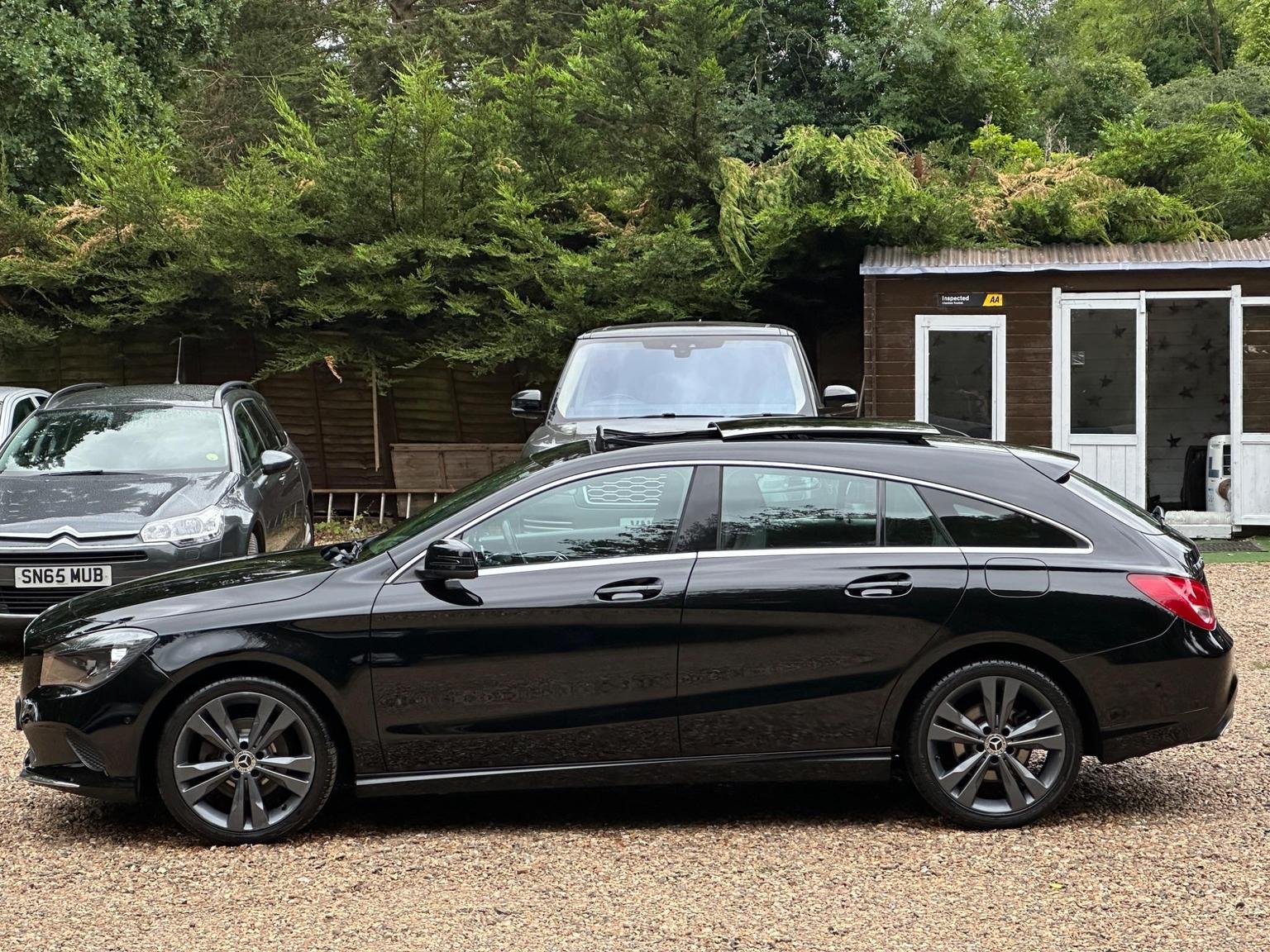 Mercedes Benz CLA
