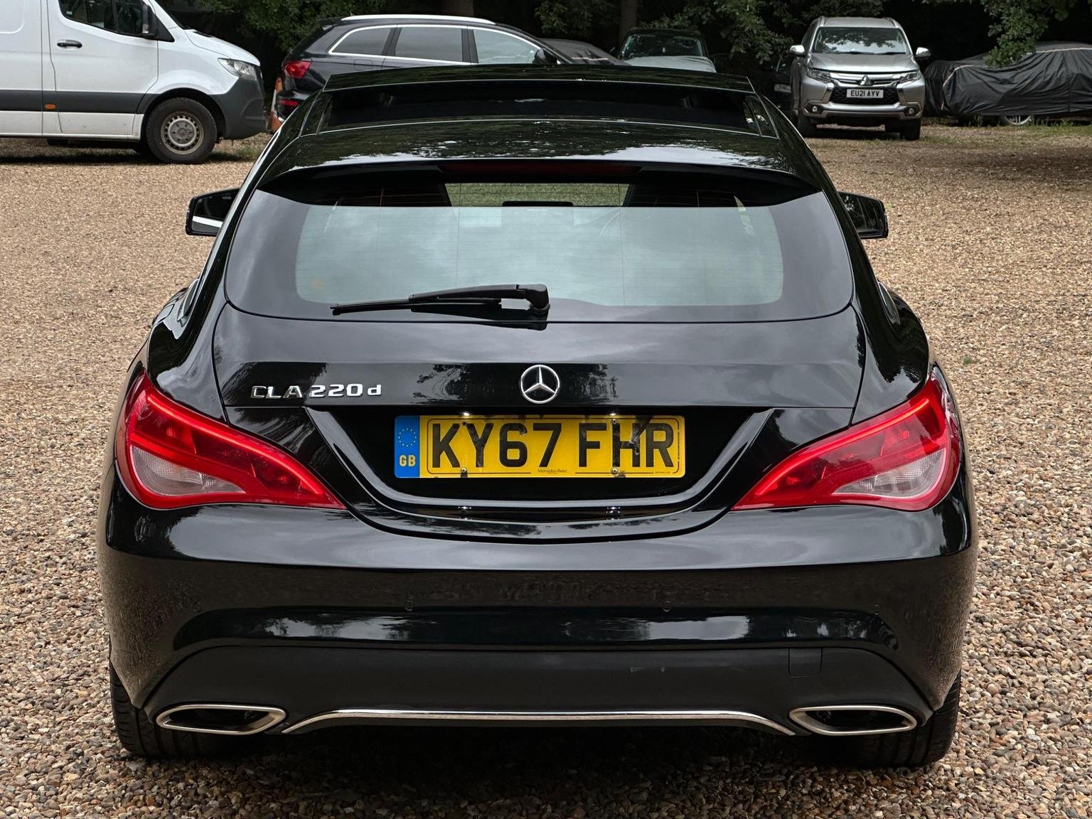 Mercedes Benz CLA