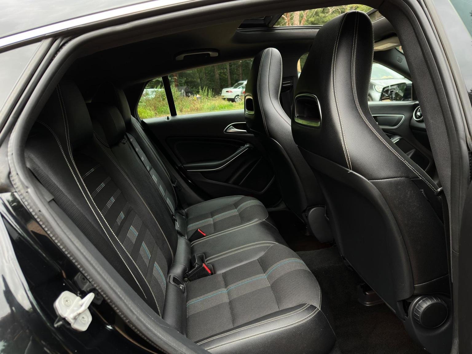 Mercedes Benz CLA