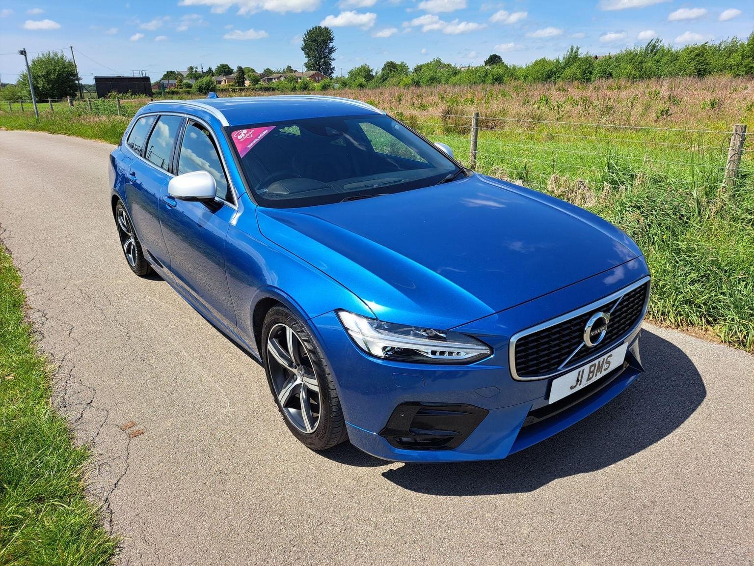 Volvo V90