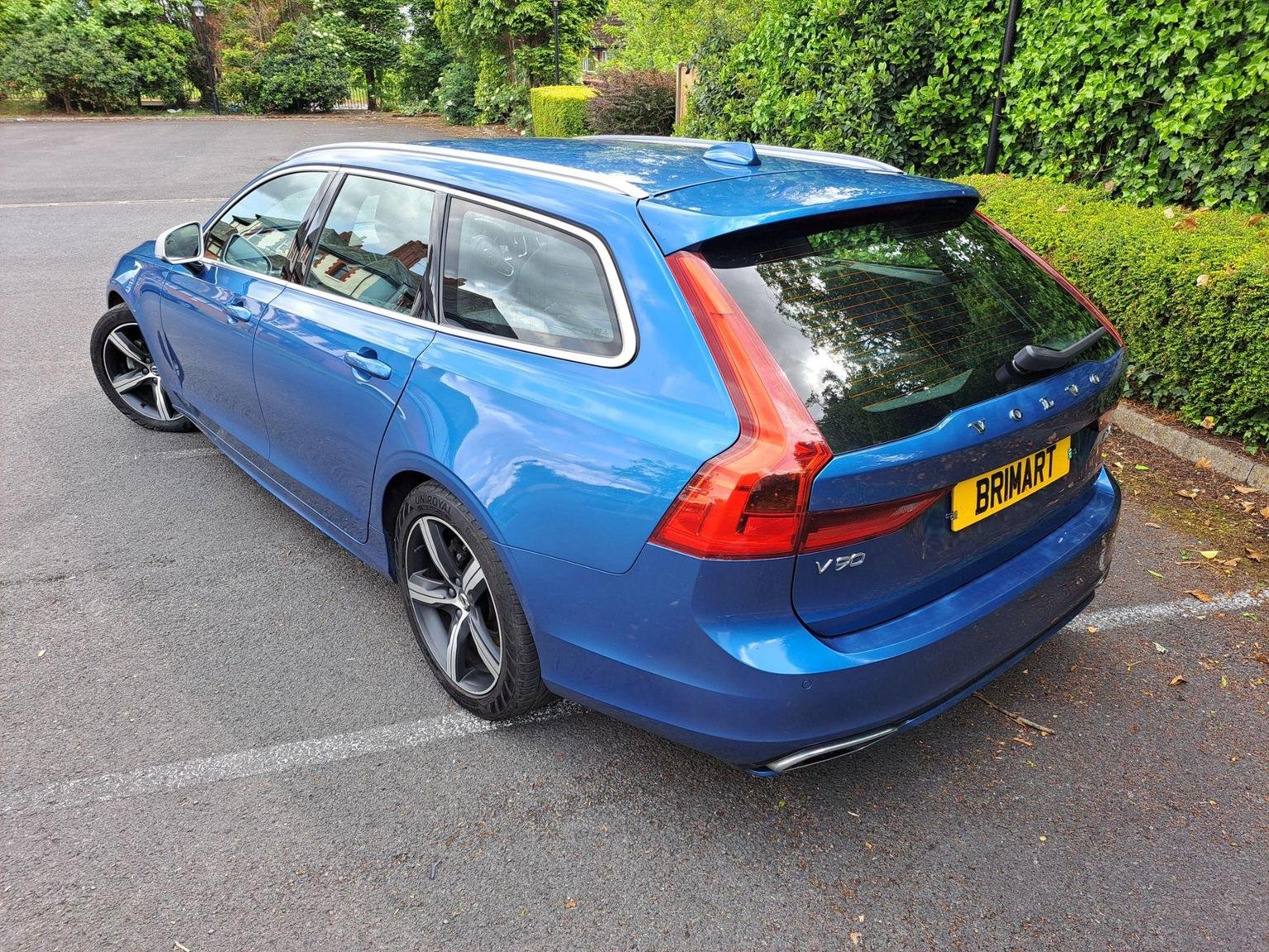 Volvo V90