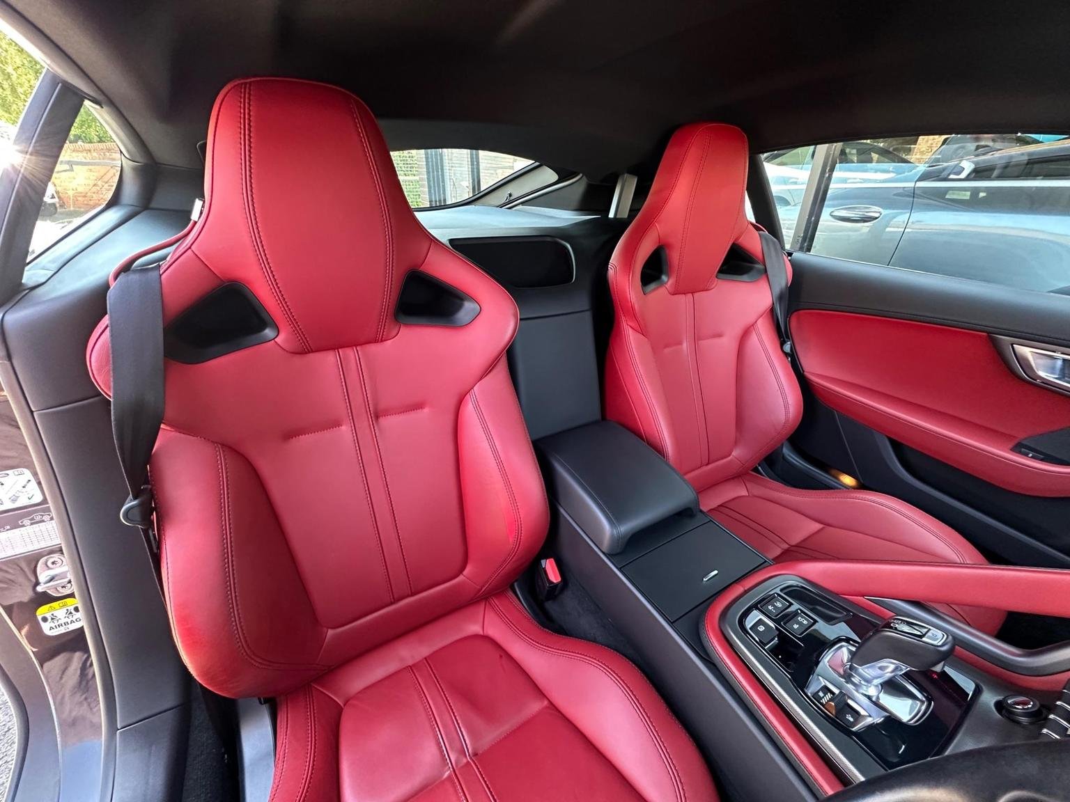 Jaguar F Type
