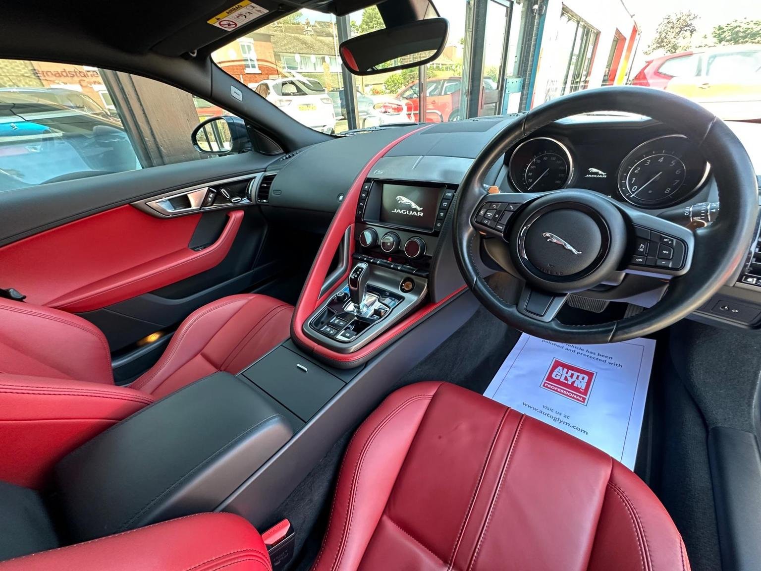 Jaguar F Type