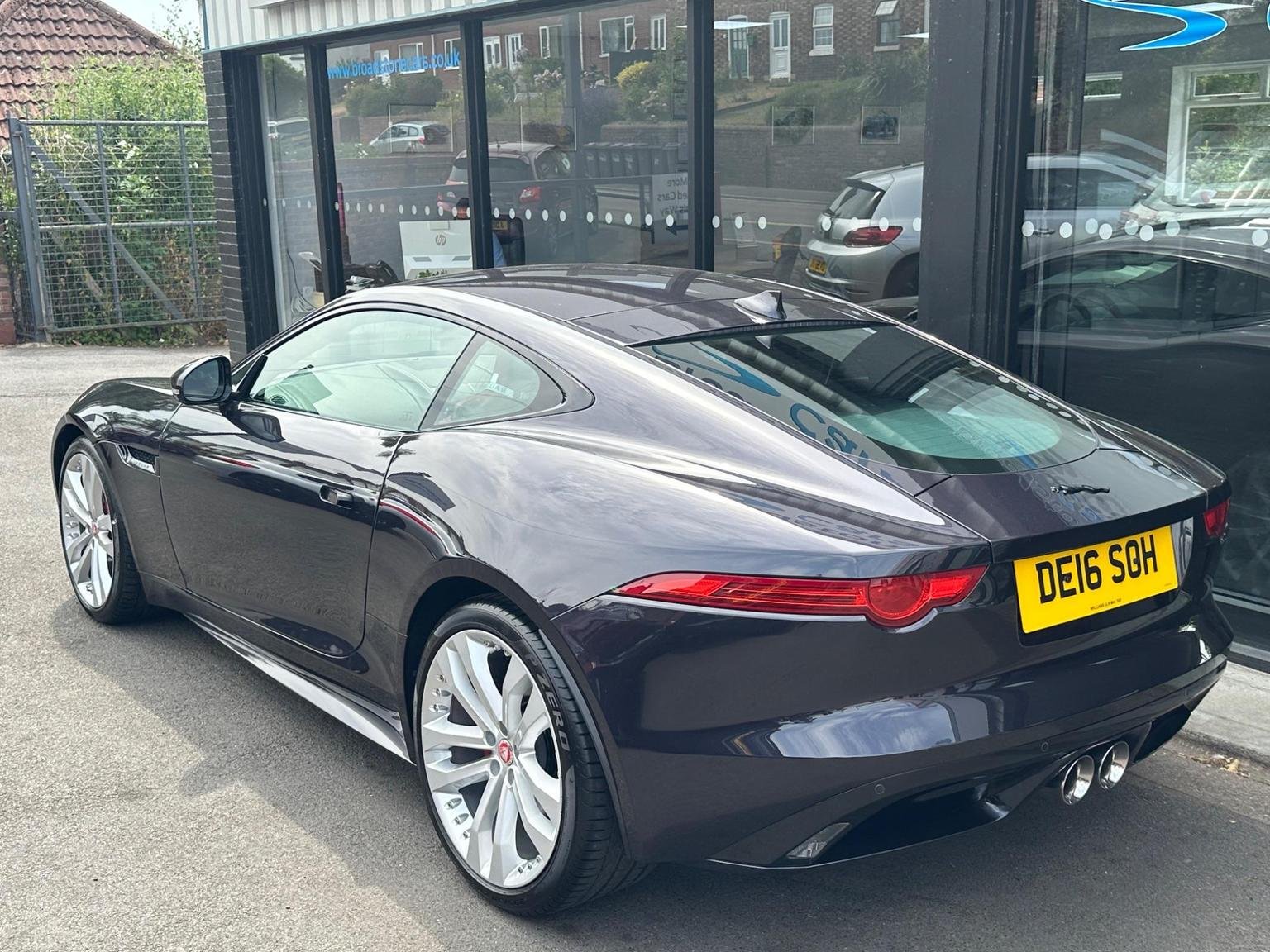 Jaguar F Type