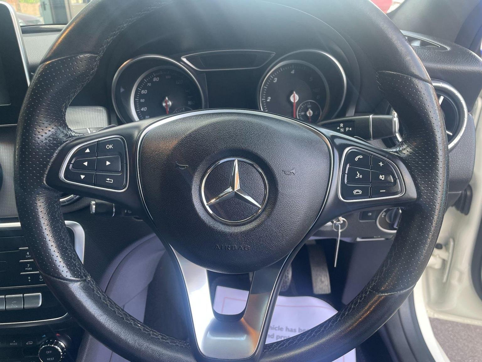 Mercedes Benz CLA