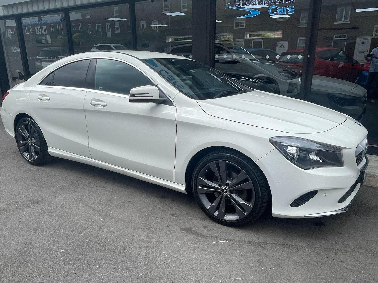 Mercedes Benz CLA