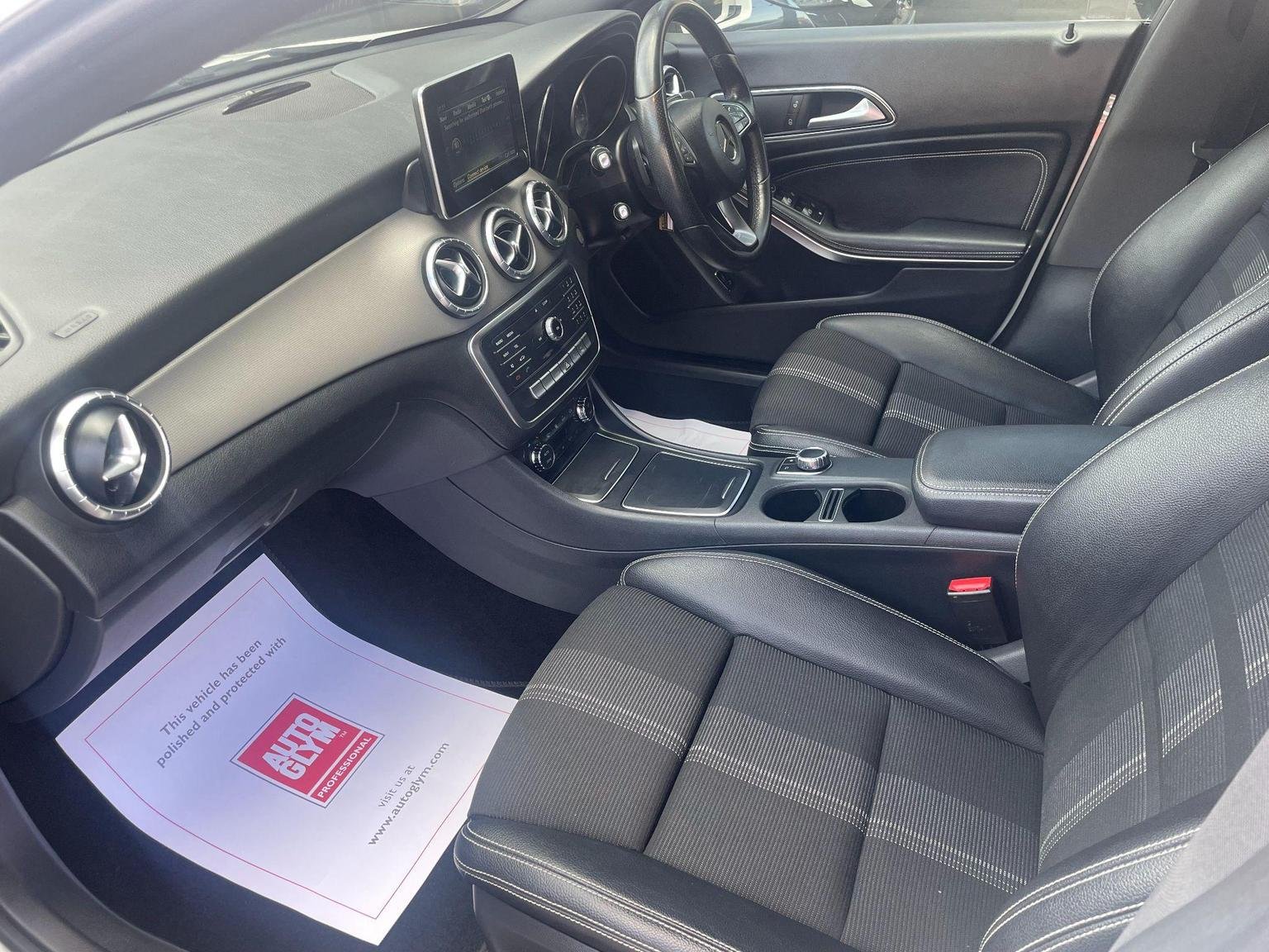 Mercedes Benz CLA