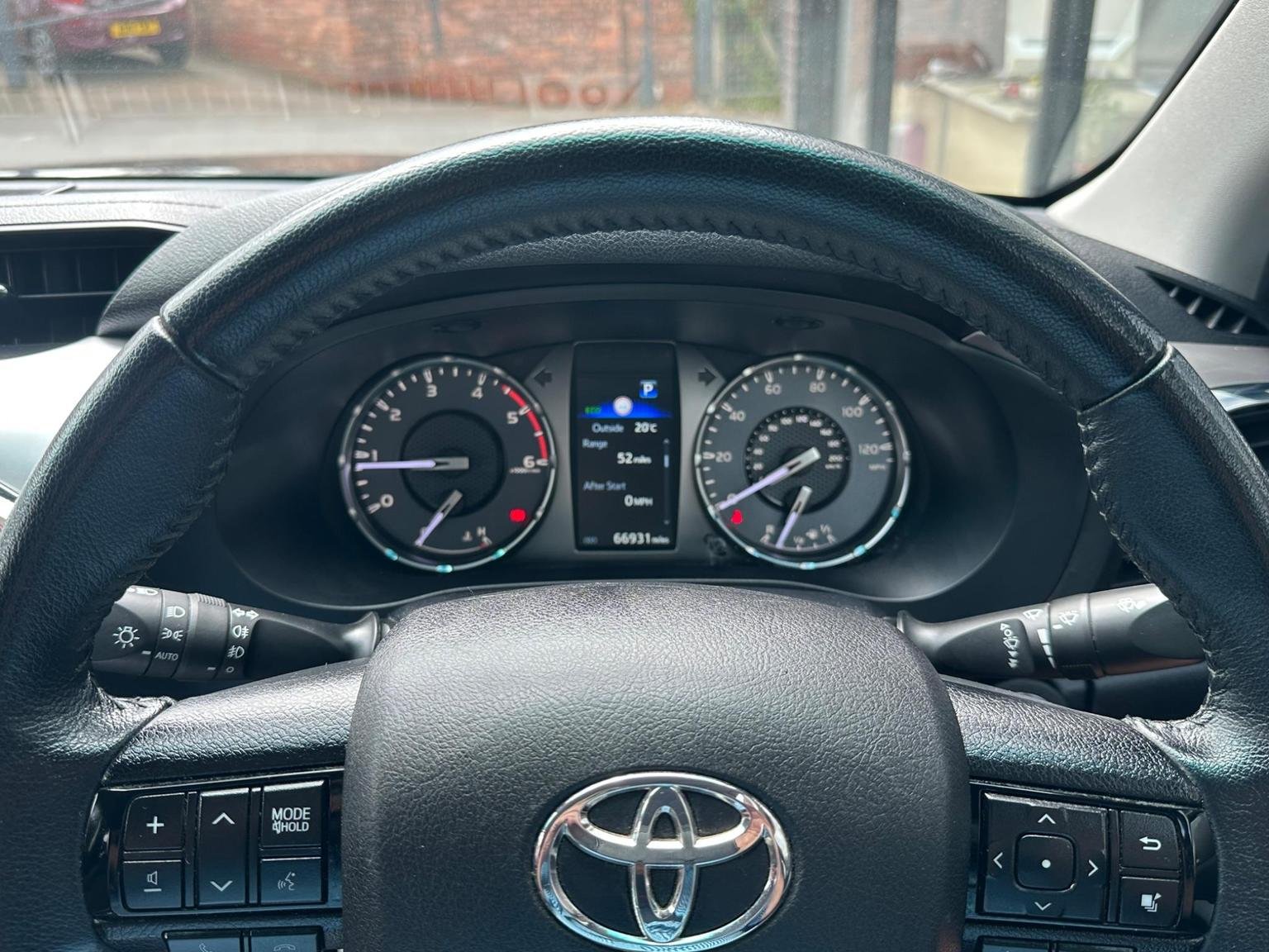 Toyota Hi Lux