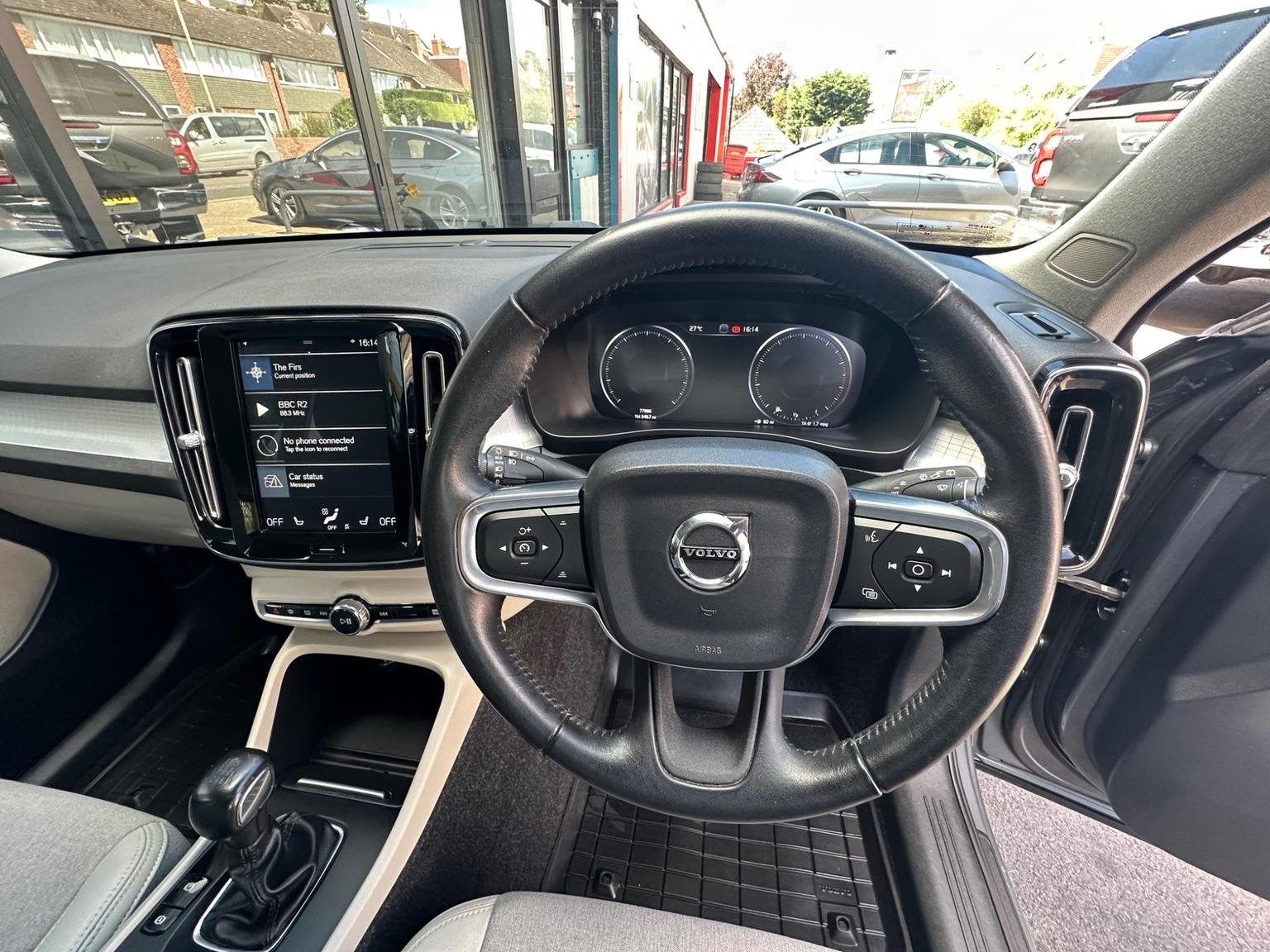 Volvo XC40