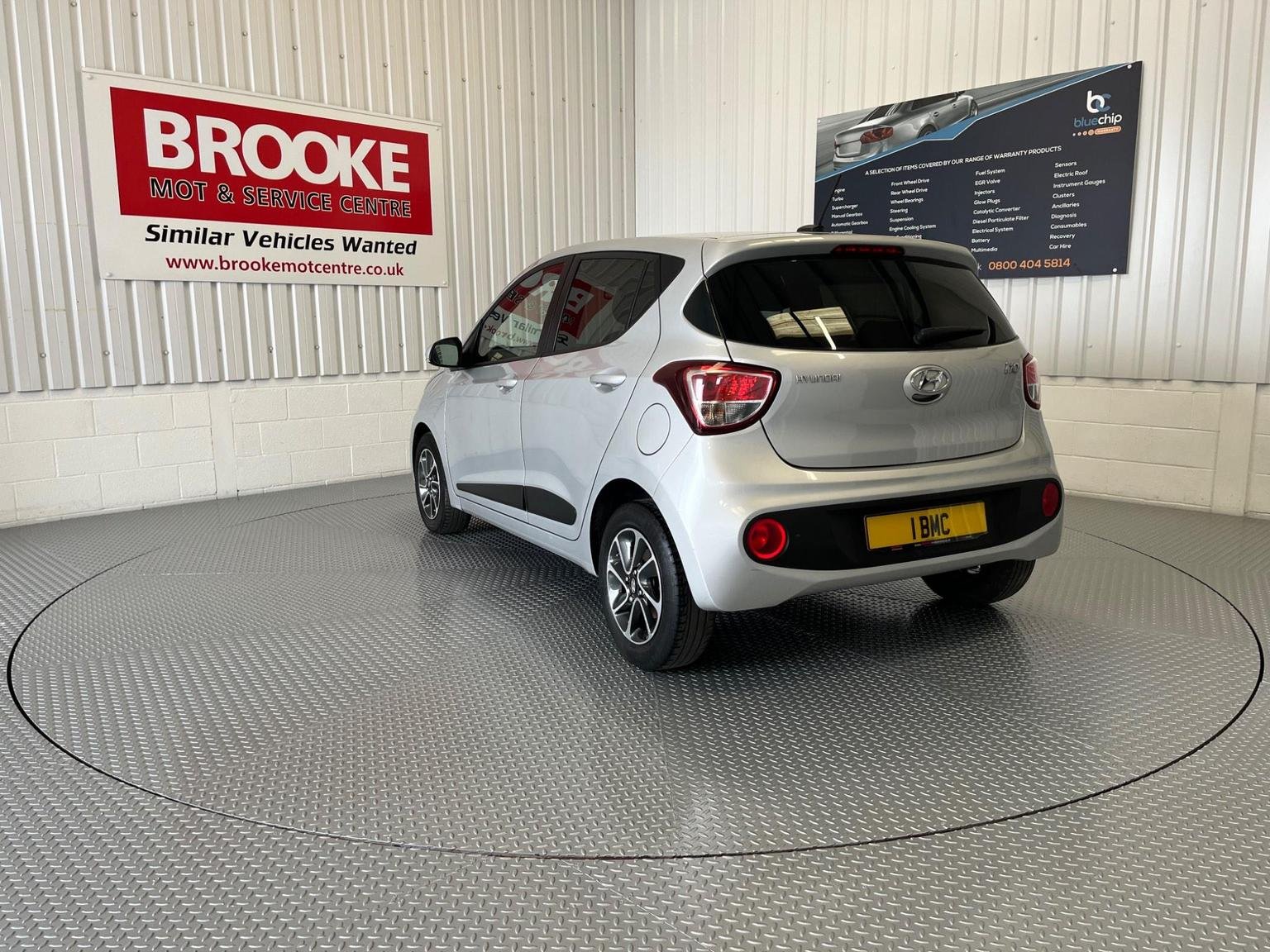 Hyundai i10