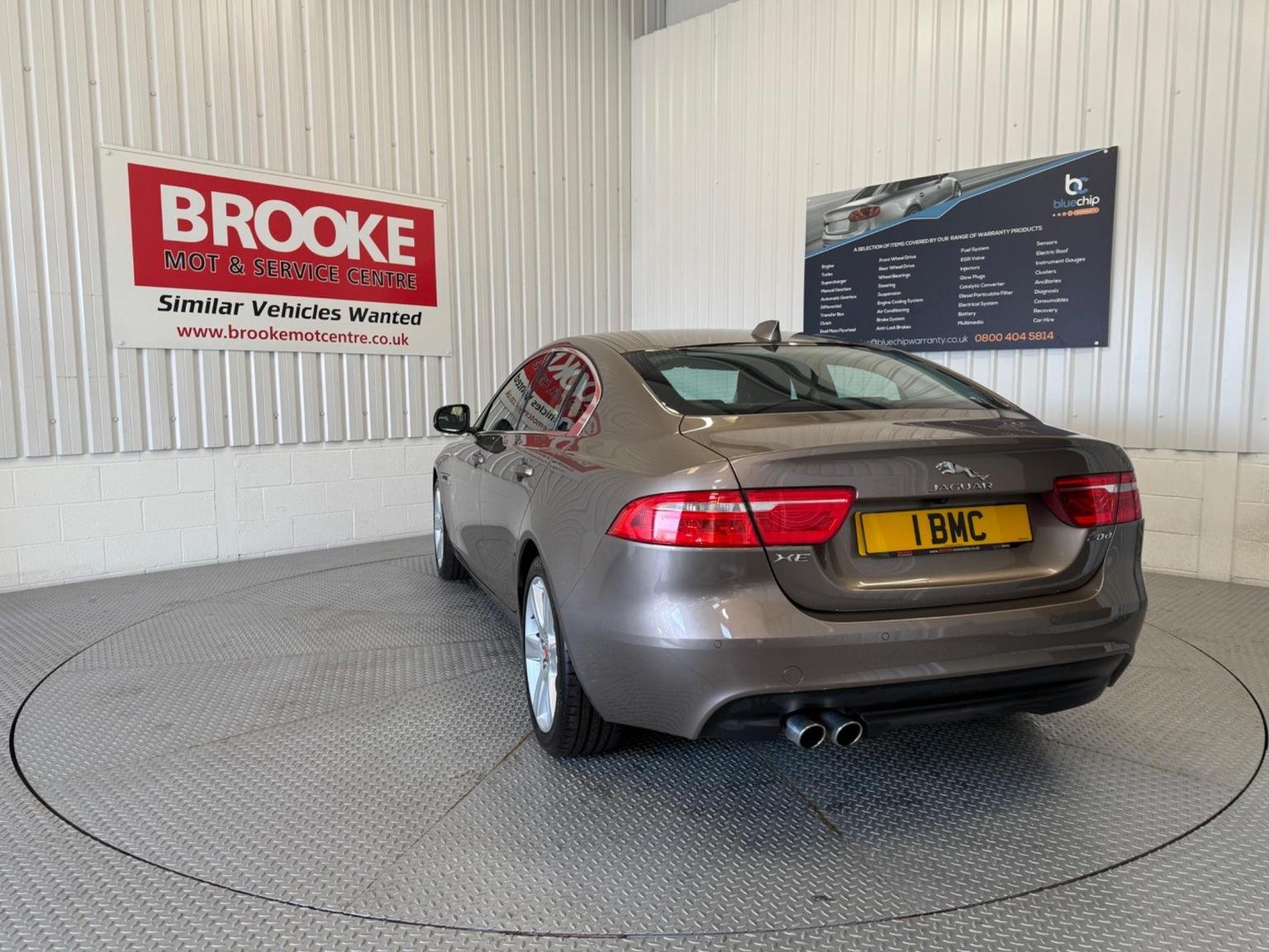 Jaguar XE