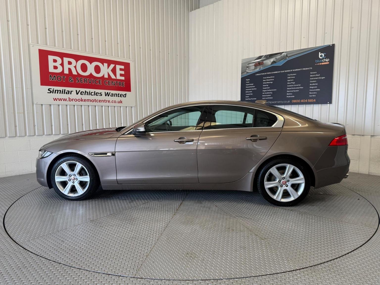 Jaguar XE