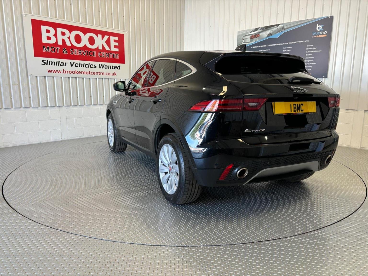 Jaguar E Pace