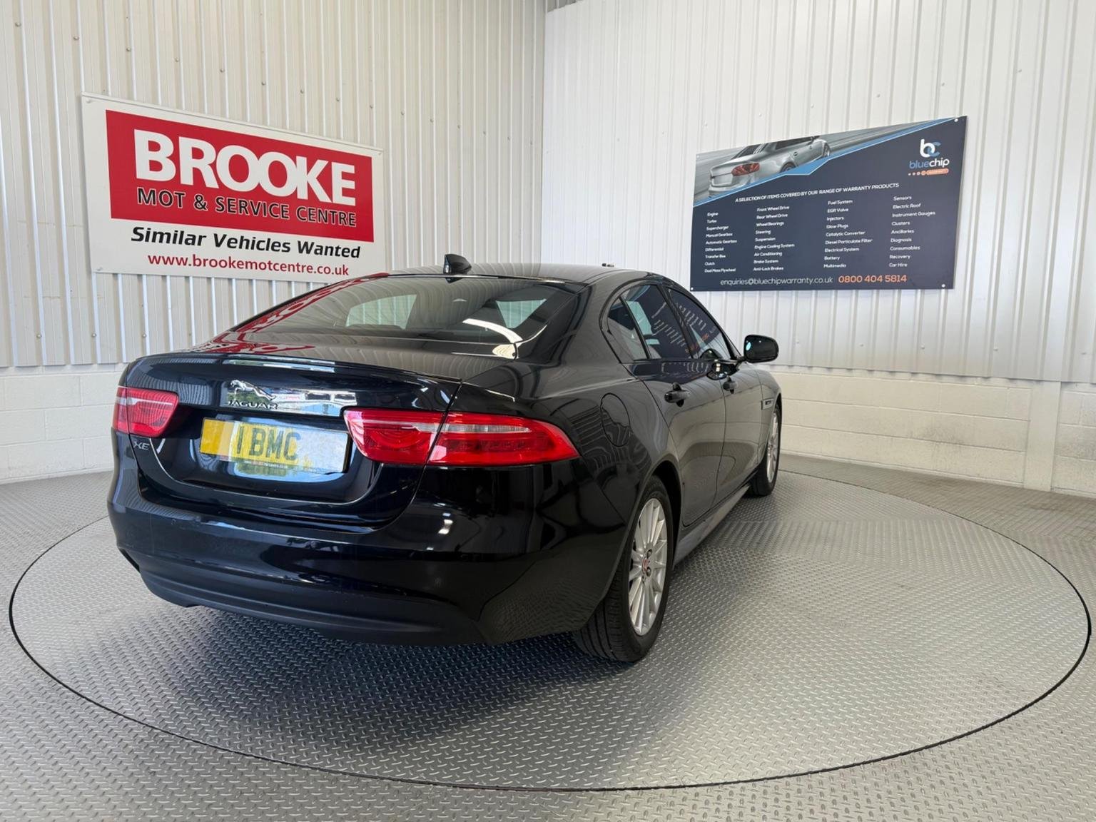 Jaguar XE